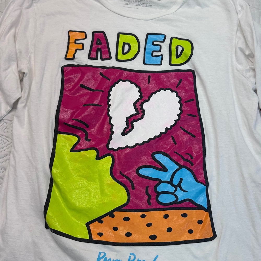 Reason Brand Faded Graphic Long Sleeve Shirt White Mens Large Streetwear Tee - Picture 2 of 8